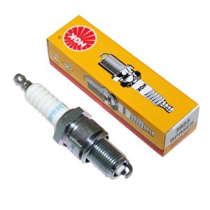 Запалителна свещ NGK BPR8ES (3923)